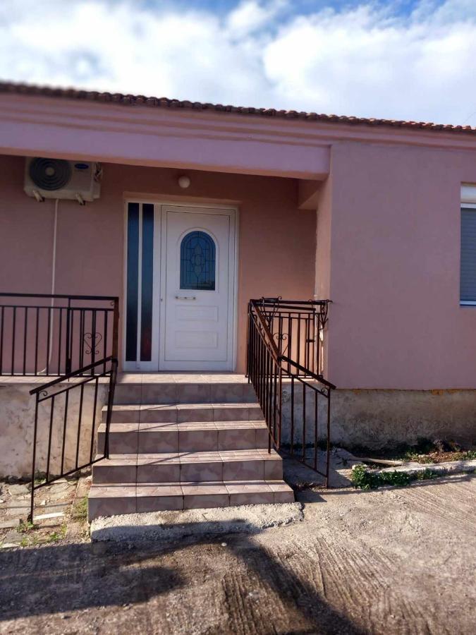 Μονοκατοικια 3 Δωματιων Villa Katerini Exterior photo